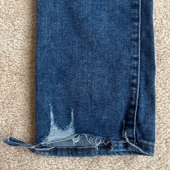 Express Medium Wash Cropped Flare High Rise Hyper Stretch Denim Jeans Size 8 - Picture 11 of 13